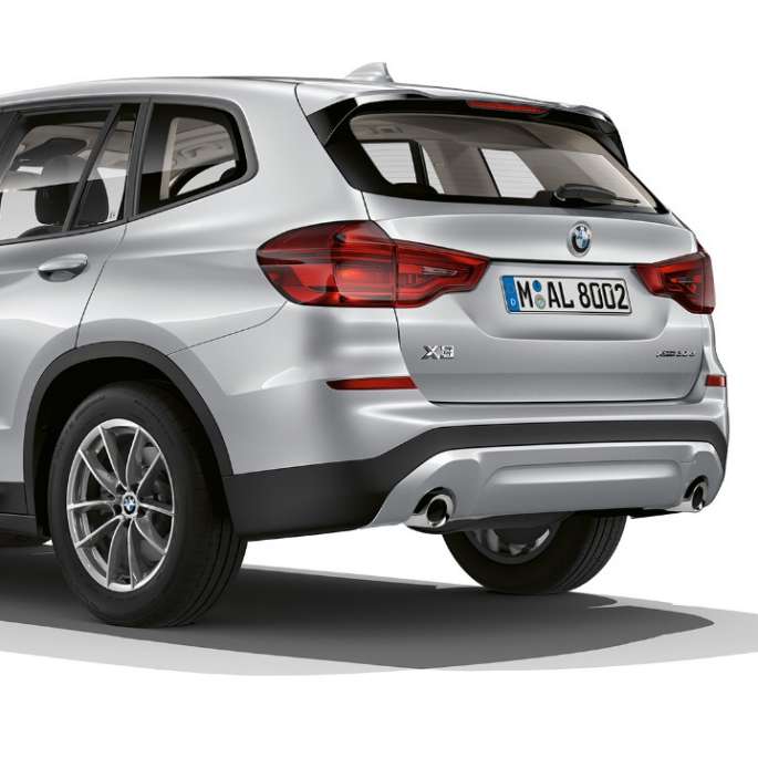 BMW X3, grunngerð, skásett sjónarhorn á afturhluta BMW X3, grunngerð, skásett sjónarhorn á afturhluta