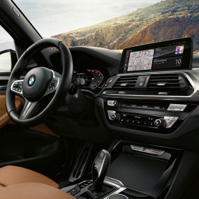 BMW X3 M40i, stýri og mælaborð BMW X3 M40i, stýri og mælaborð