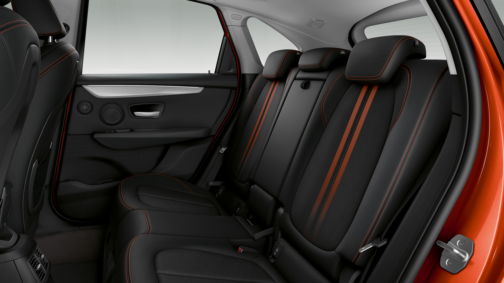 Aftursæti í BMW 2 Series Active Tourer Aftursæti í innanrými BMW 2 Series Active Tourer F45 2018