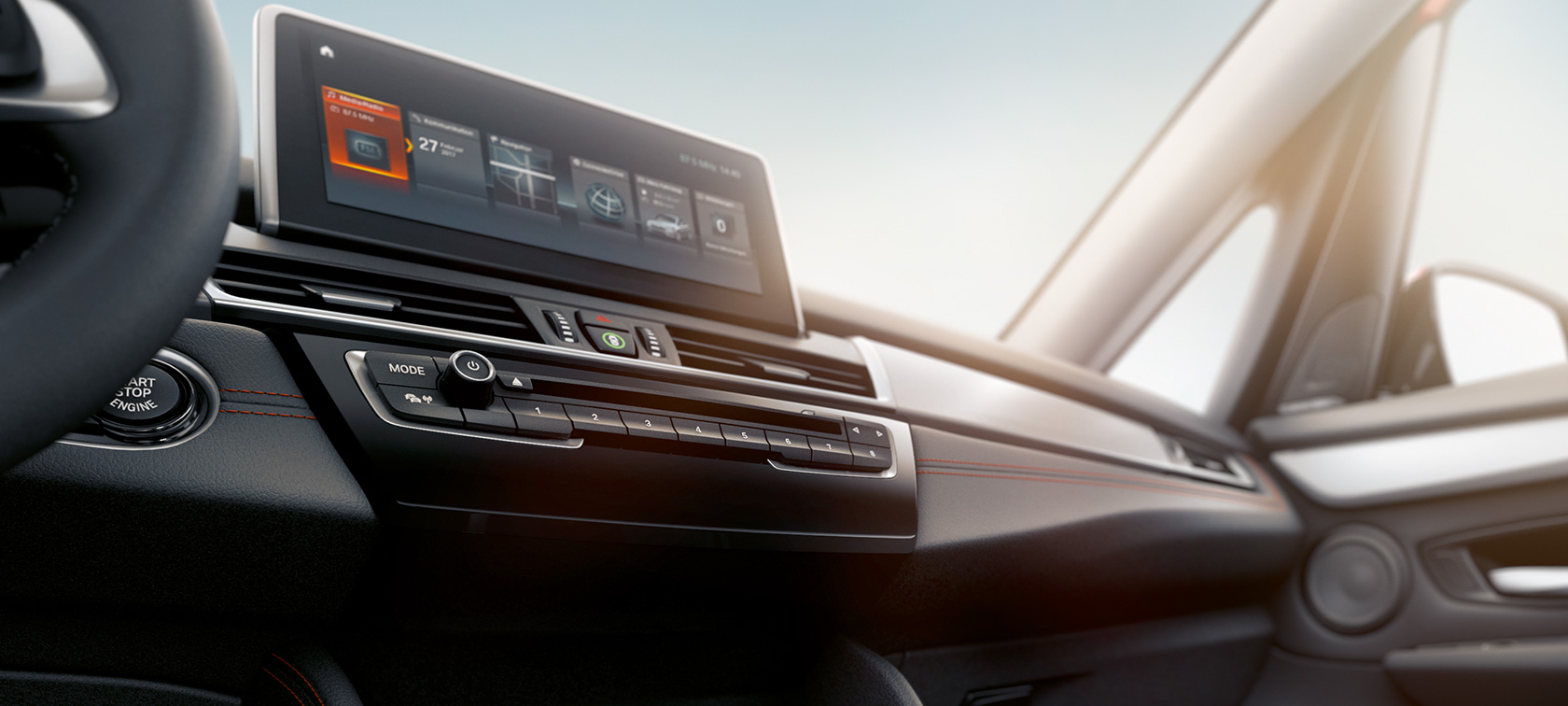 Stjórnskjár BMW 2 Series Active Tourer Stjórnskjár í innanrými BMW 2 Series Active Tourer F45 2018