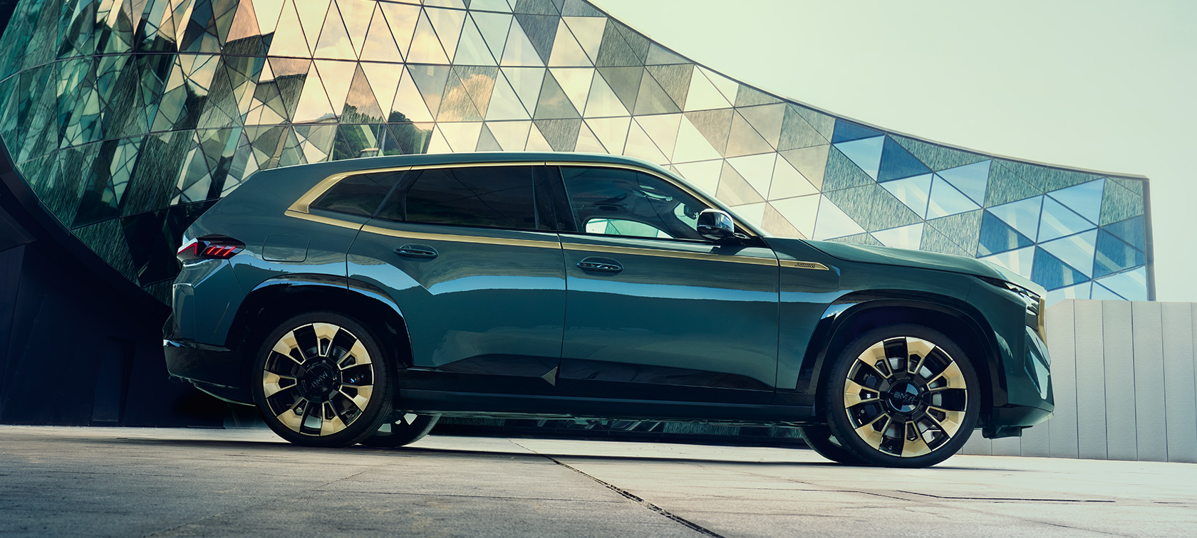 BMW XM, hönnun ytra byrðis BMW XM, helstu atriði í hönnun ytra byrðis