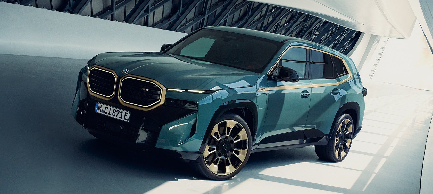 BMW XM PHEV rafmagnaður akstur BMW XM PHEV rafmagnaður akstur