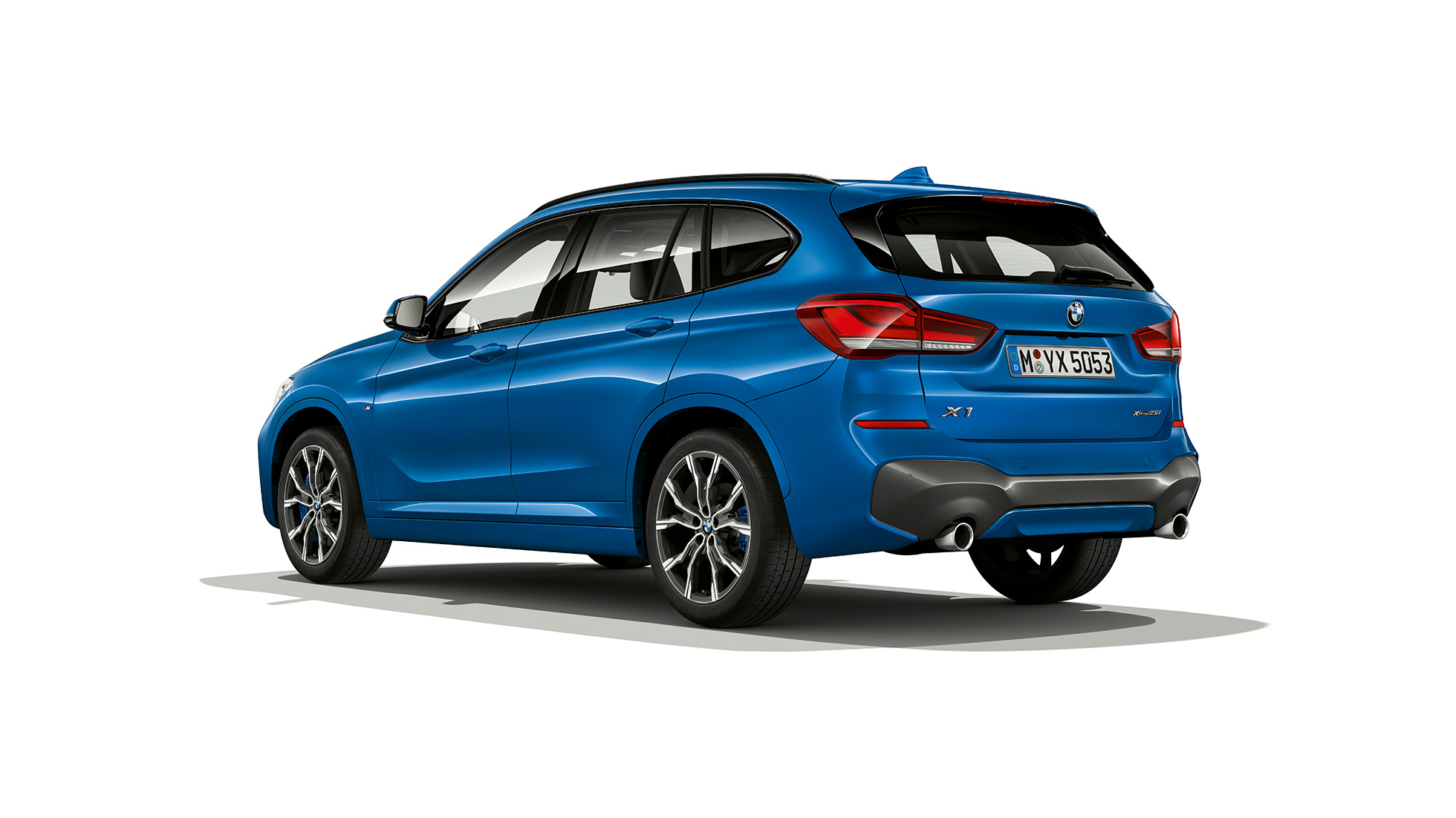 BMW X1, M Sport-útfærsla, skásett sjónarhorn á afturhluta BMW X1, M Sport-útfærsla, skásett sjónarhorn á afturhluta innanhúss
