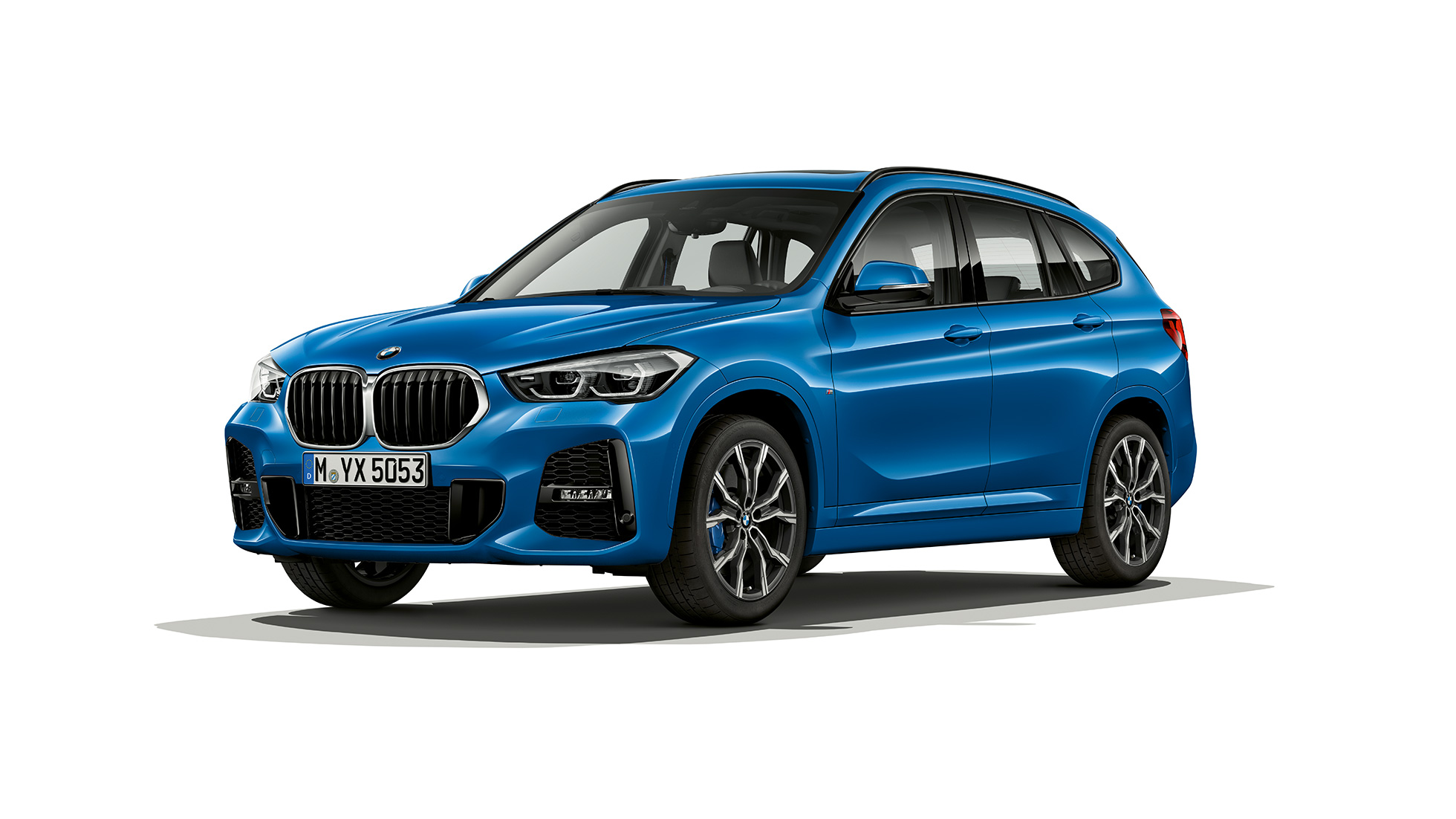 BMW X1, M Sport-útfærsla, skásett sjónarhorn á framhluta BMW X1, M Sport-útfærsla, skásett sjónarhorn á framhluta innanhúss