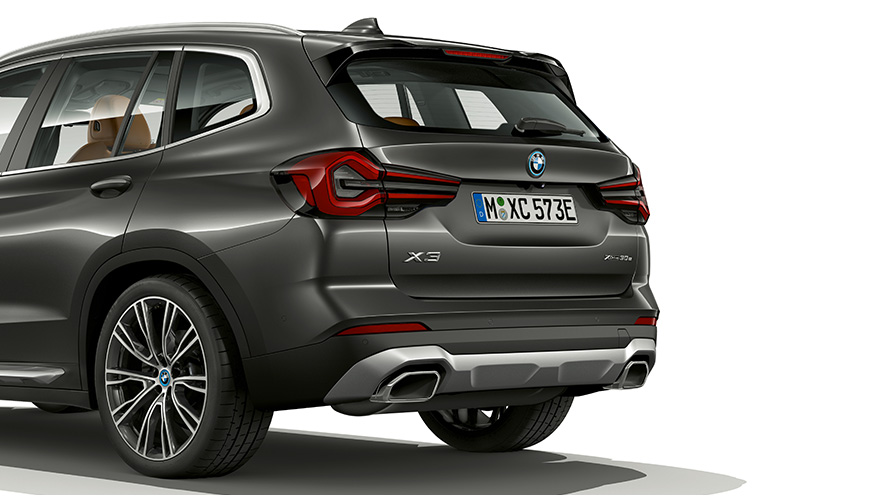 BMW X3 G01 – Sophisto-grár – afturhluti – 2021 BMW X3 G01 – Sophisto-grár – nærmynd af afturhluta – 2021