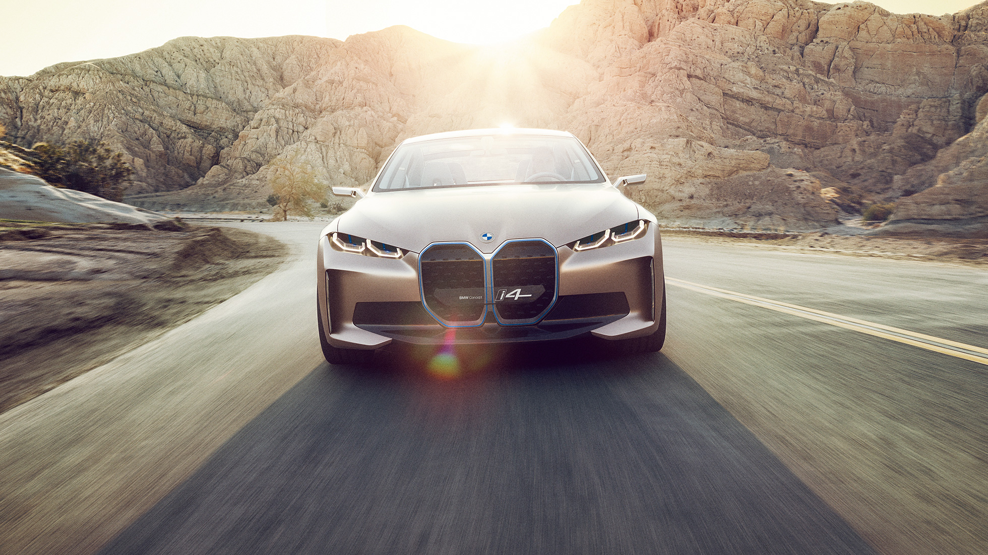 Aksturseiginleikar BMW Concept i4 2020 G26 Aksturseiginleikar og drægi BMW Concept i4 2020 G26-rafbíls, rafknúinn BMW Gran Coupé