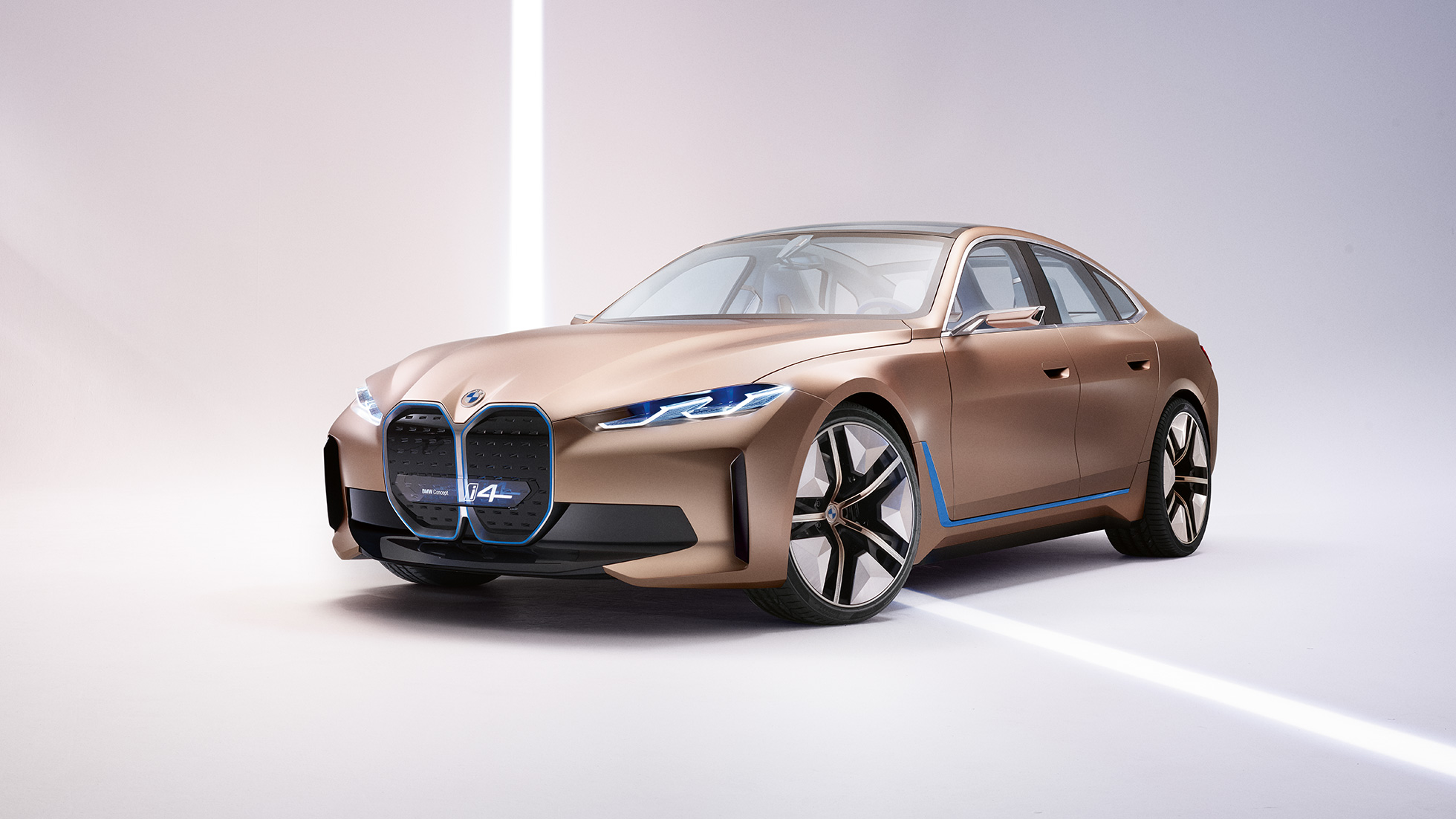 Ytra byrði BMW Concept i4 2020 G26 4 Ytra byrði BMW Concept i4 2020 G26-rafbíls 4, rafknúinn BMW Gran Coupé frá hlið