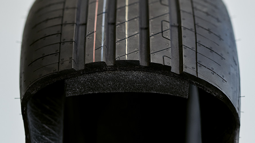 BMW-hjólbarðar, hjólbarði með hljóðeinangrun BMW-hjólbarðar, hjólbarði með hljóðeinangrun